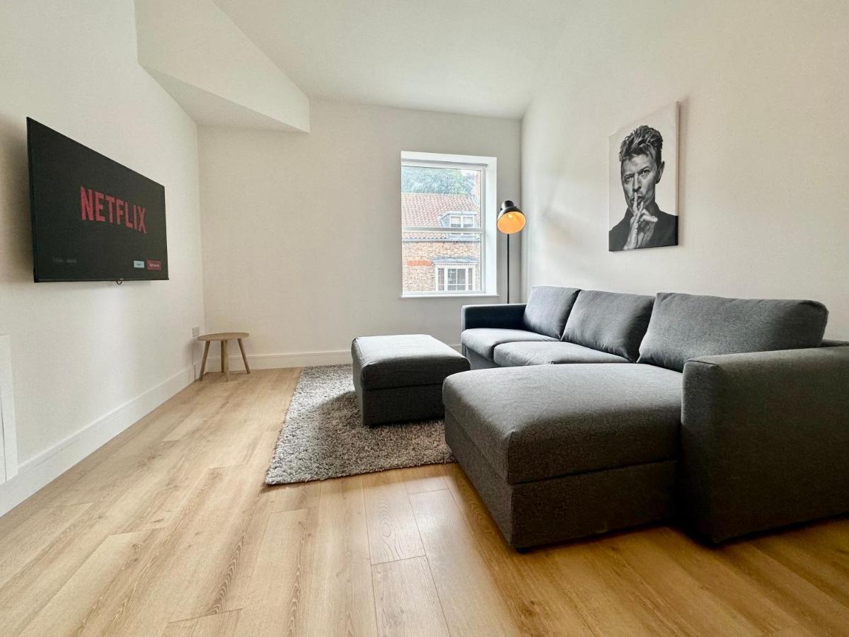 Fountain Apartment No 1 With Free Parking 요크 외부 사진